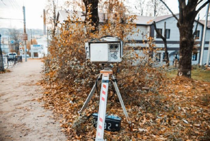 Фото - Долой «треноги»: в ЛДПР призвали не начислять штрафы по данным с переносных дорожных камер